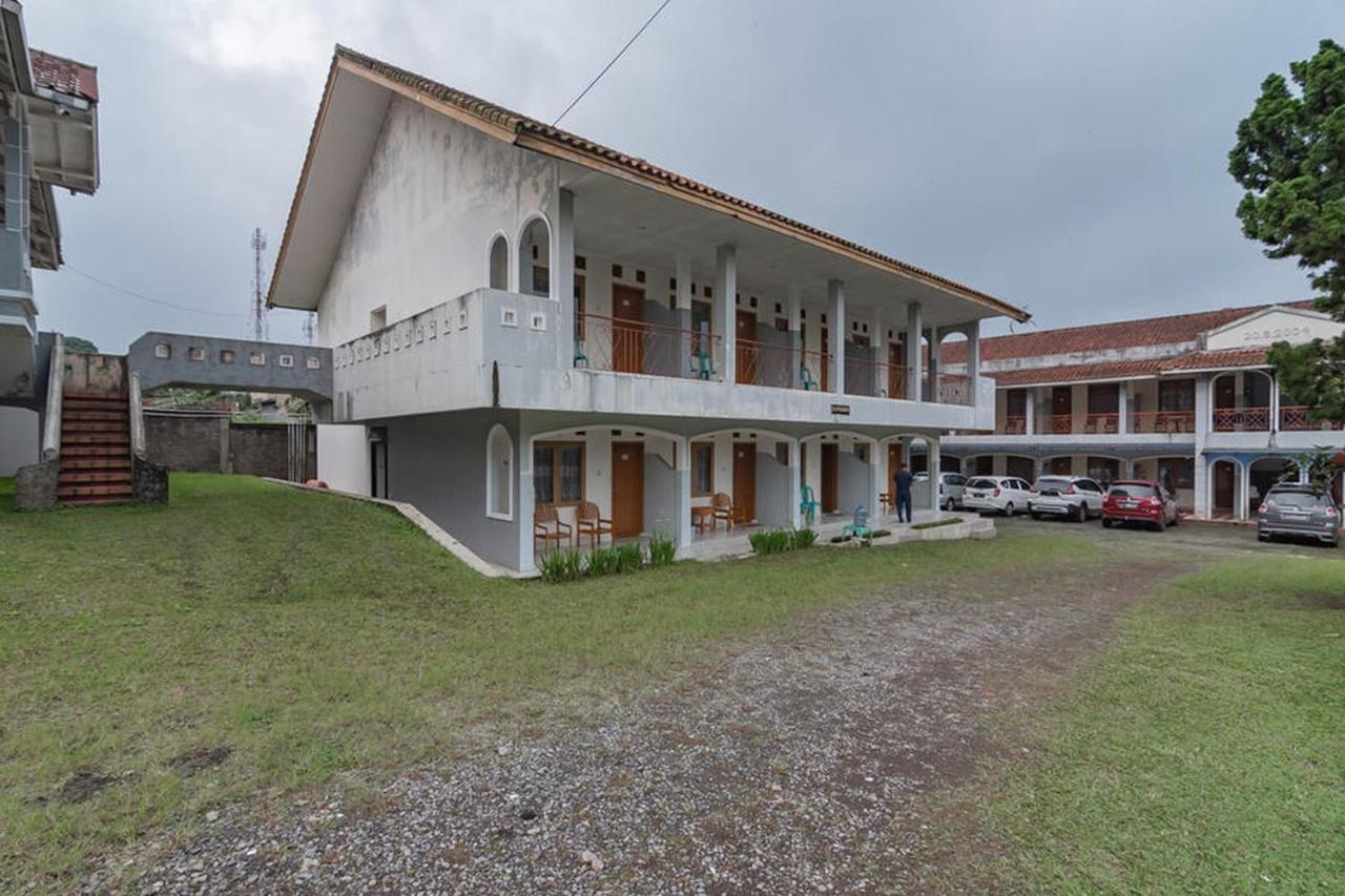 Hotel Puspa Sari Redpartner Ciater Exterior foto