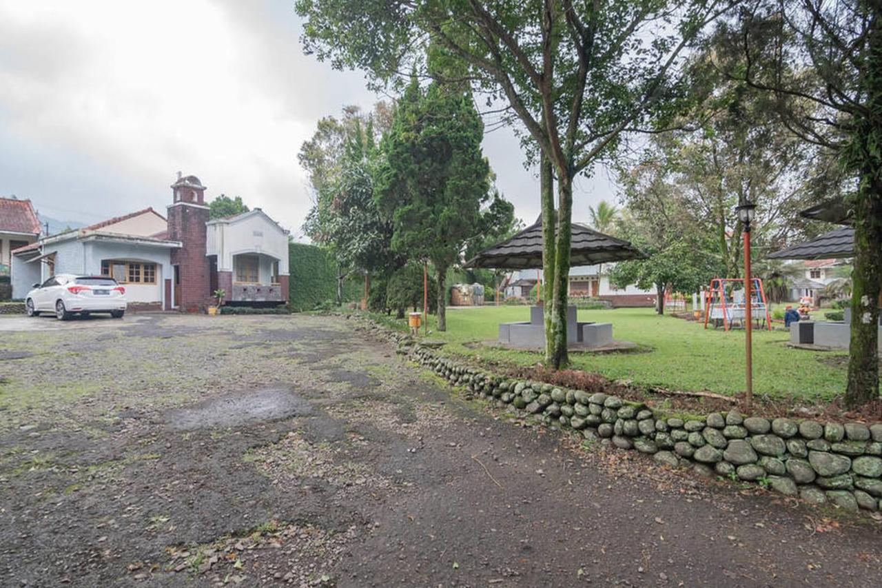 Hotel Puspa Sari Redpartner Ciater Exterior foto