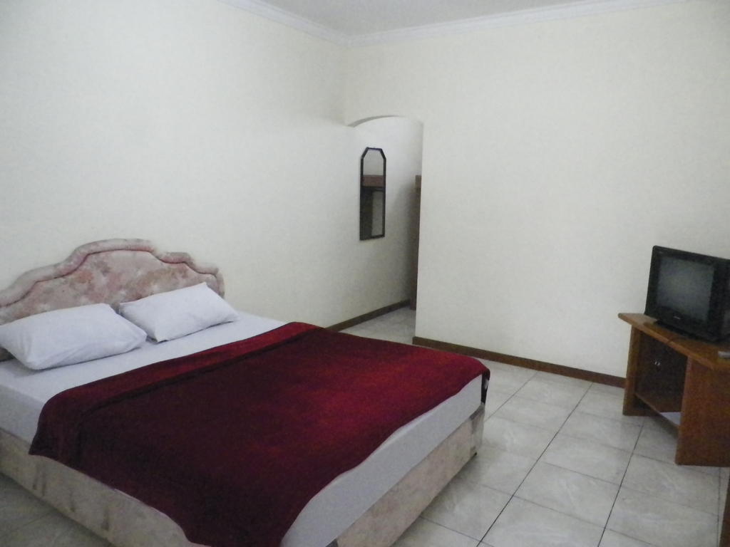 Hotel Puspa Sari Redpartner Ciater Zimmer foto